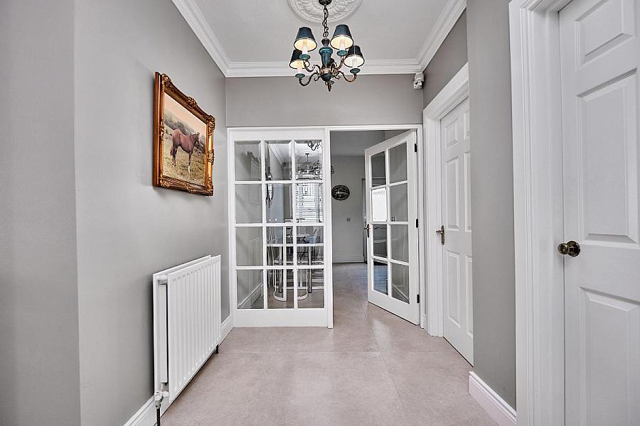 Flat 3, The Crescent