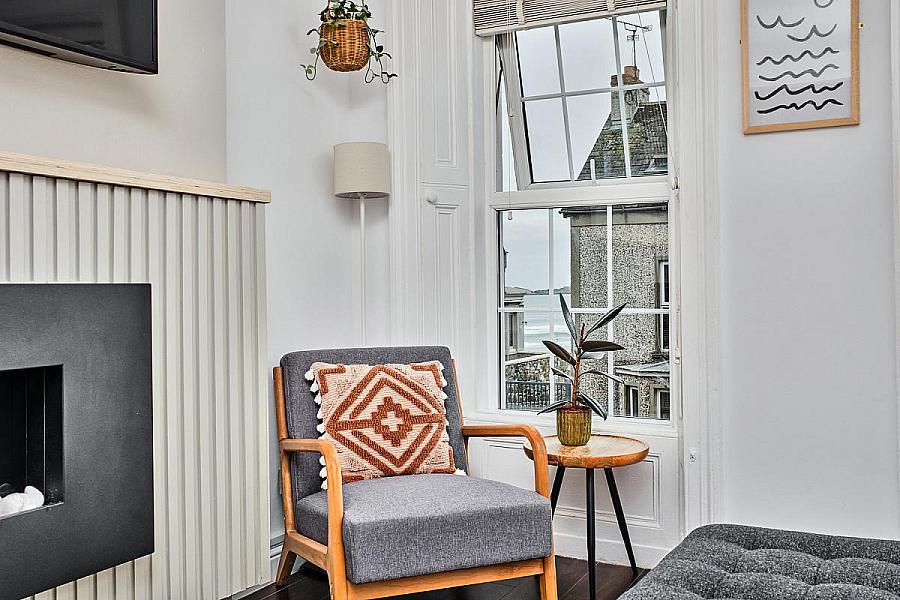 Apt 3, 64 Causeway Street