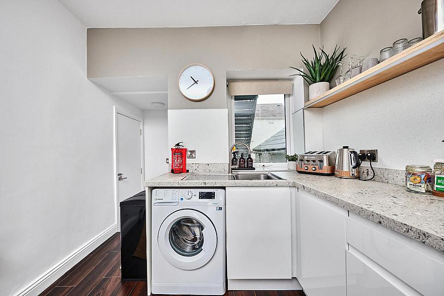 Apt 3, 64 Causeway Street