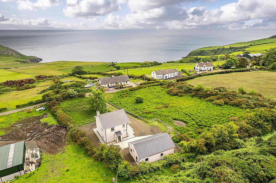 79 Torr Road Plus Field Adjacent To Left Of Property