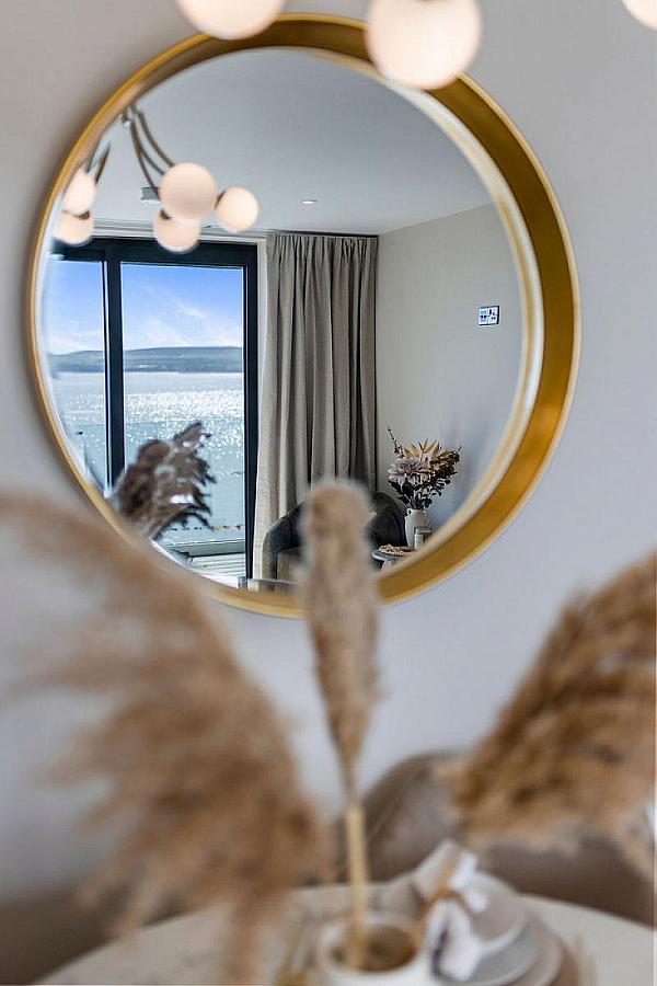 Apartment 4, 17 The Promenade