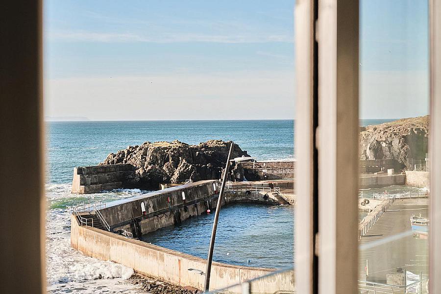 Apartment 6, 18 The Promenade