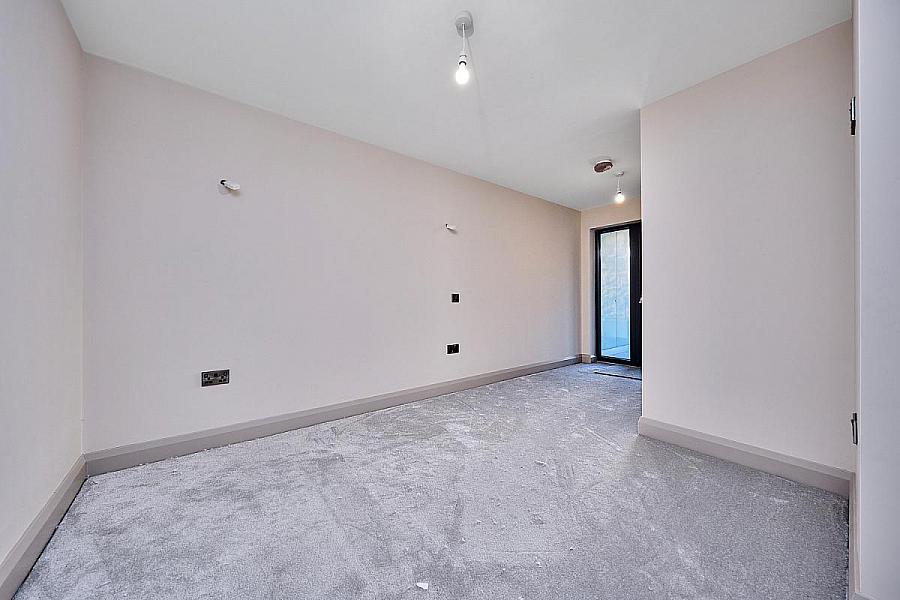 Apartment 6, 18 The Promenade