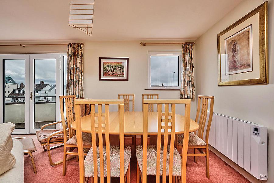 6 The Links, Strand Road