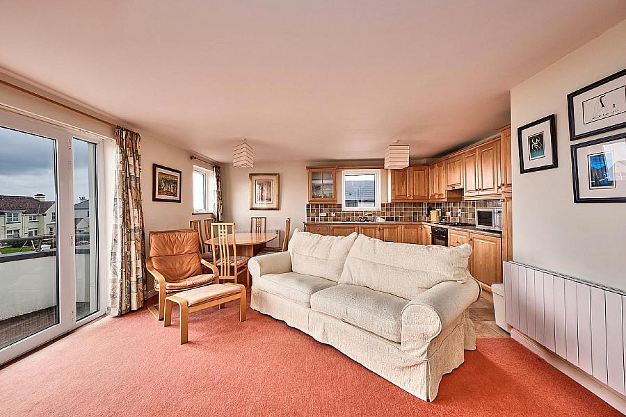 6 The Links, Strand Road