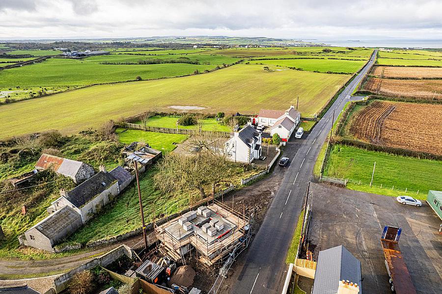 Ballyallaght Farmyard Cottages, 268A Whitepark Road