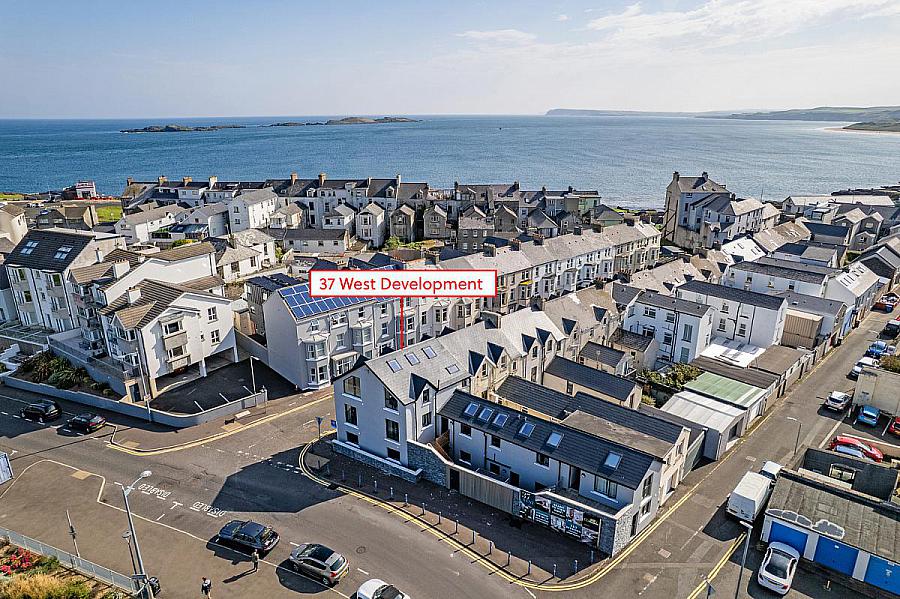 Apt 3, 37 West, Princess Street