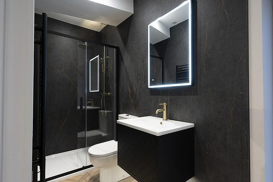 Apt 3, 37 West, Princess Street