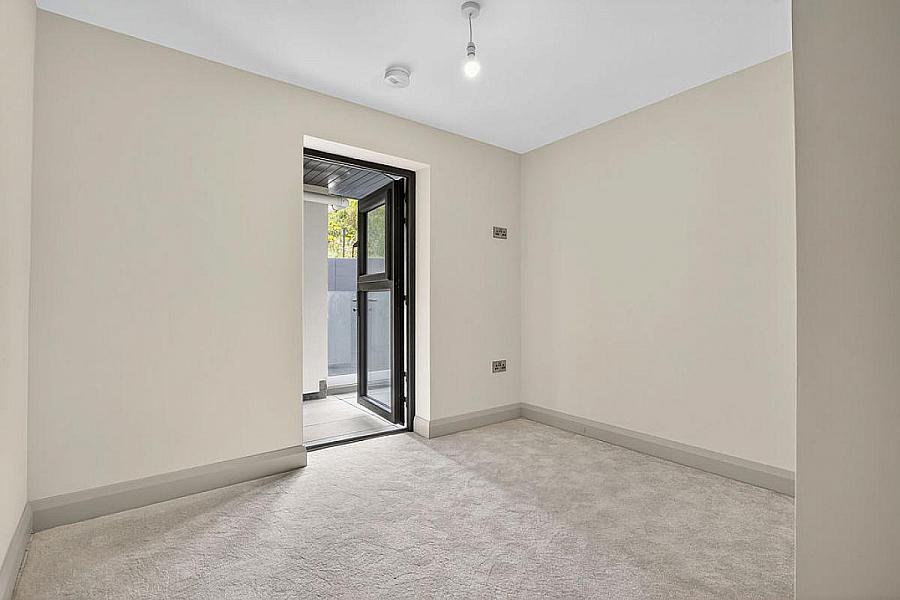 Apartment 3, 19 The Promenade