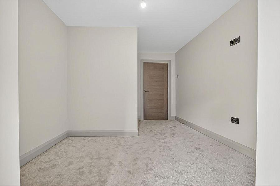 Apartment 3, 19 The Promenade