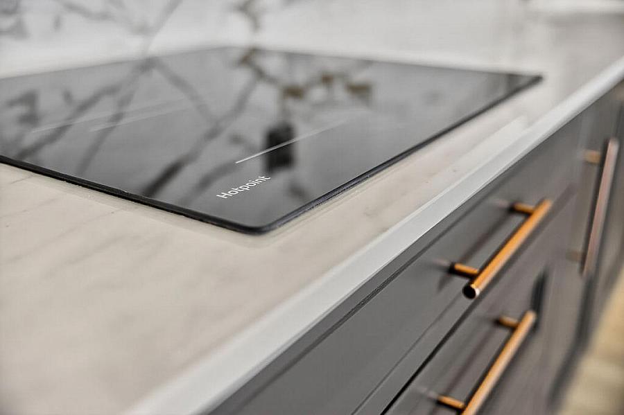 Apartment 6, 17 The Promenade