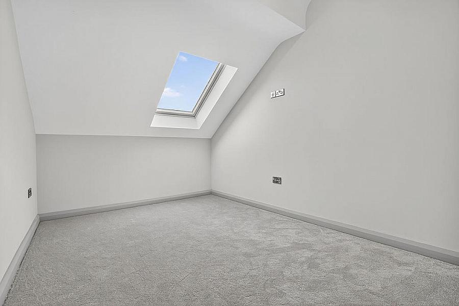 Apartment 6, 17 The Promenade