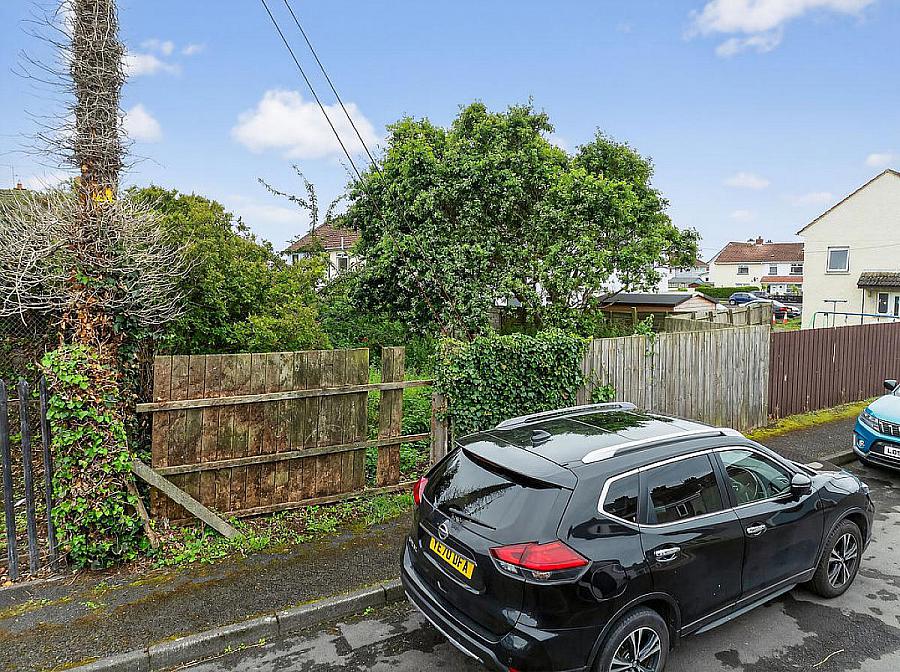 Land At Oaklands Avenue, Rear Of Skerrymore Place