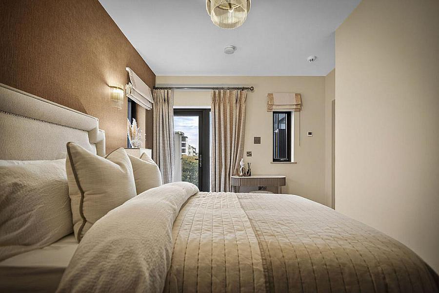 Apartment 6, 17 The Promenade