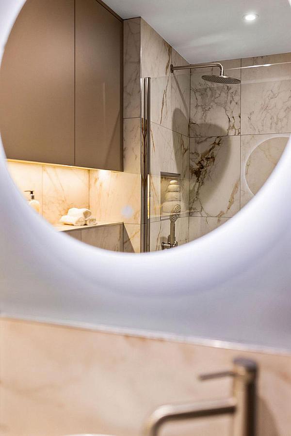 Apartment 5, 18 The Promenade