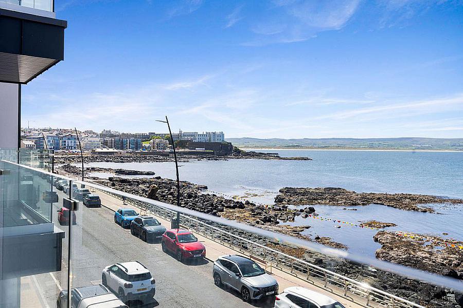 Apartment 2, 17 The Promenade