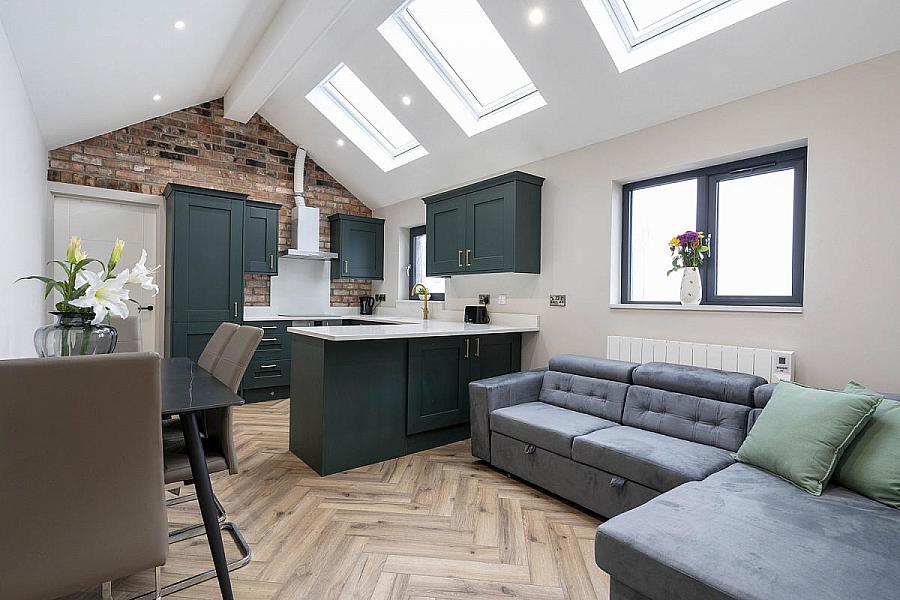 Apt 2, 37 West, Princess Street