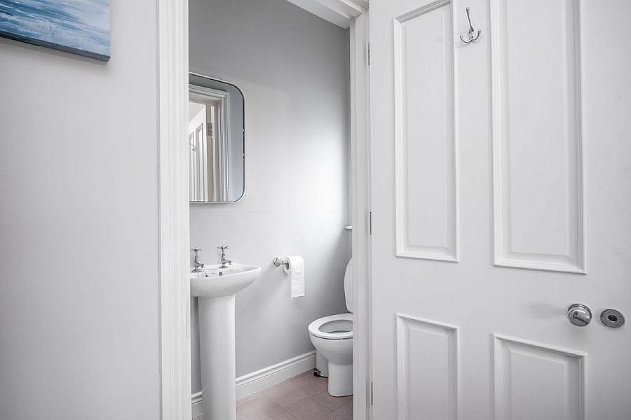 21 Lisnabrack Apartments, Seaport Avenue