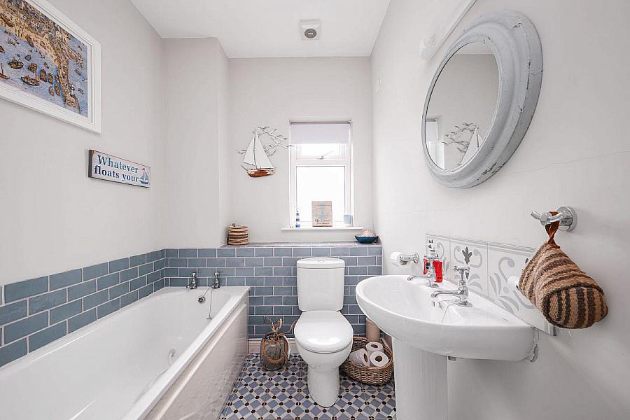 21 Lisnabrack Apartments, Seaport Avenue