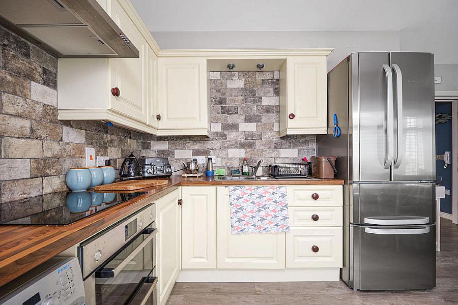 21 Lisnabrack Apartments, Seaport Avenue