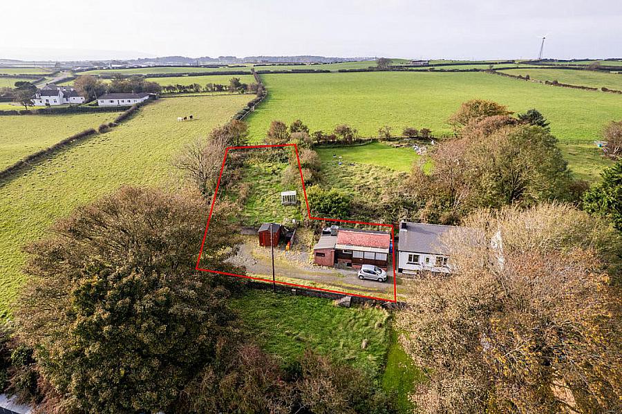 10 Maddy Benny Park & Site Of Former Dwellng At 12 Maddybenny Park