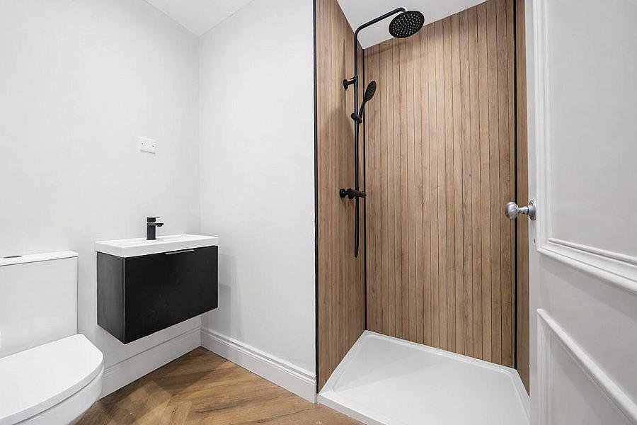 3 Valentine Apartments, 3 Princess Street