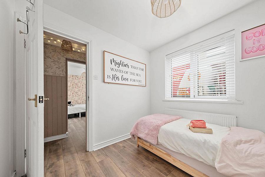 25 Gordonville, Lodge Road
