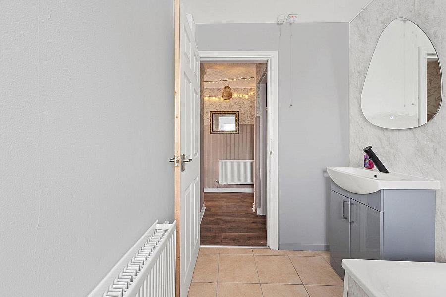 25 Gordonville, Lodge Road