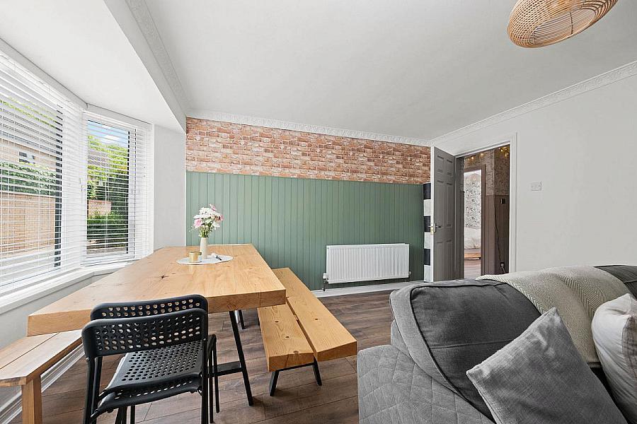 25 Gordonville, Lodge Road