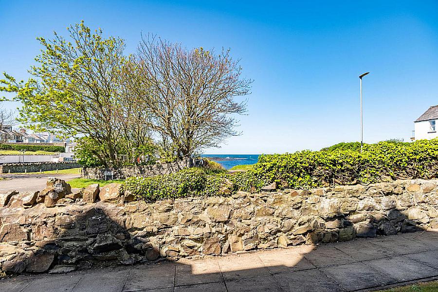 5 Seaport Apartments, Bayhead Road