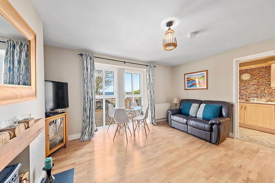 5 Seaport Apartments, Bayhead Road