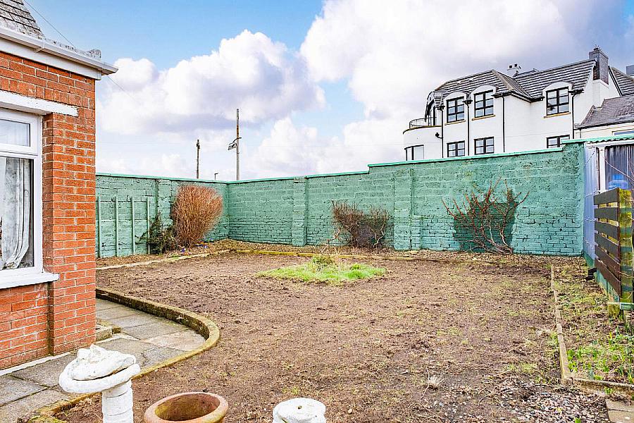 16 Bayhead Road, Portballintrae