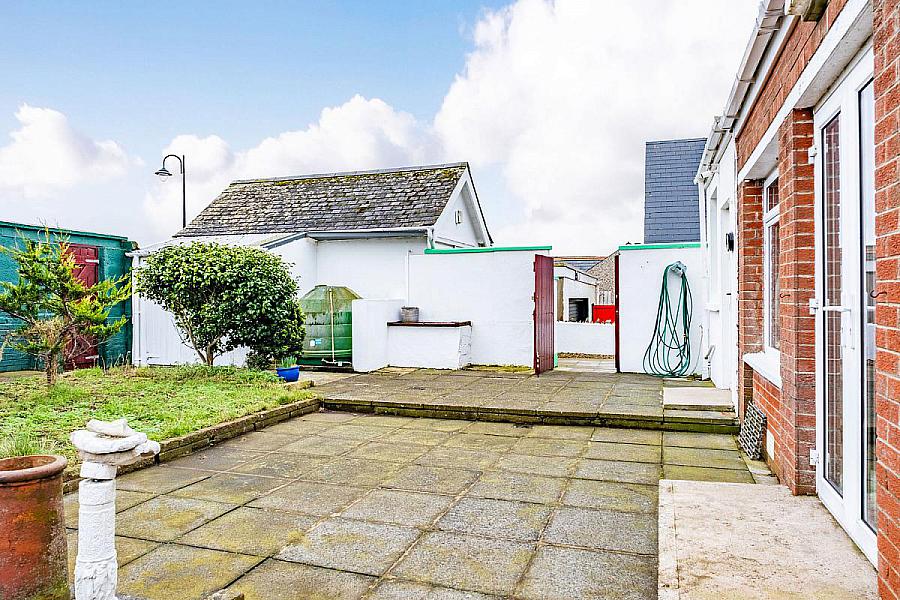 16 Bayhead Road, Portballintrae