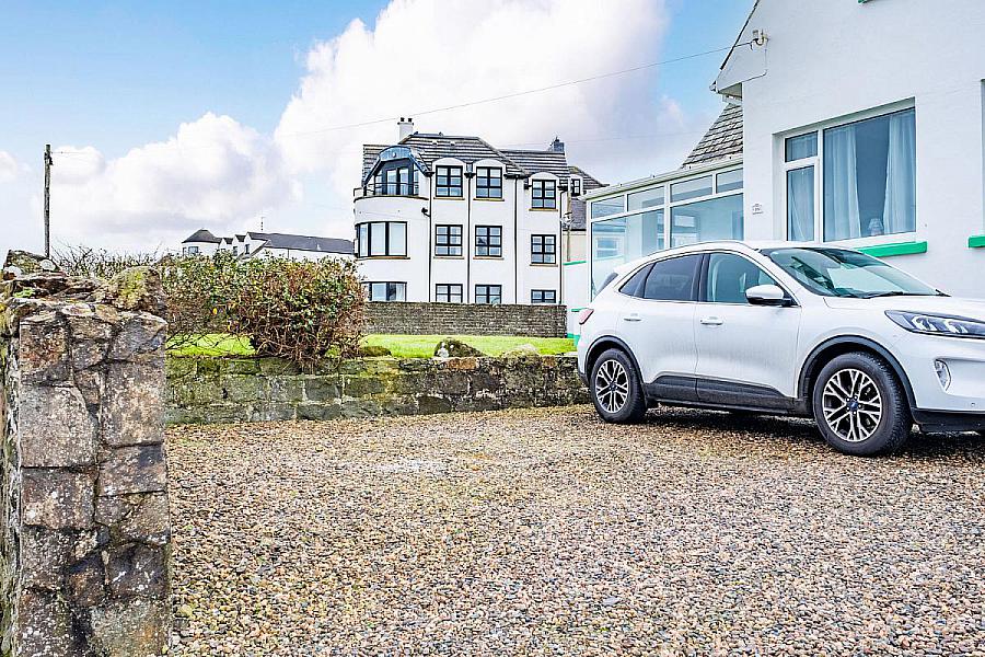 16 Bayhead Road, Portballintrae