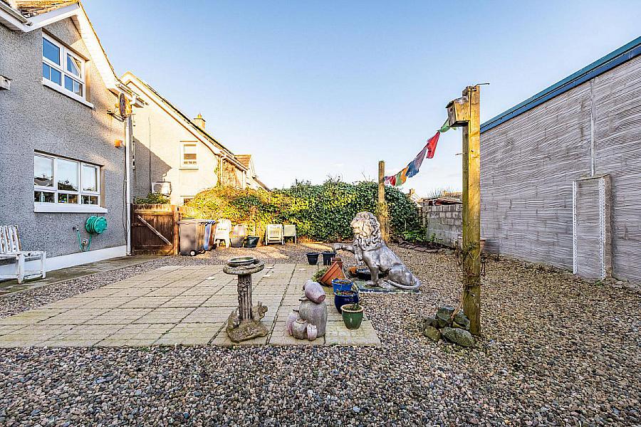 21B Glenmanus Village