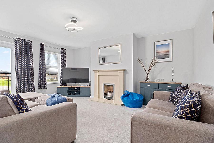 26 Hopefield Gardens