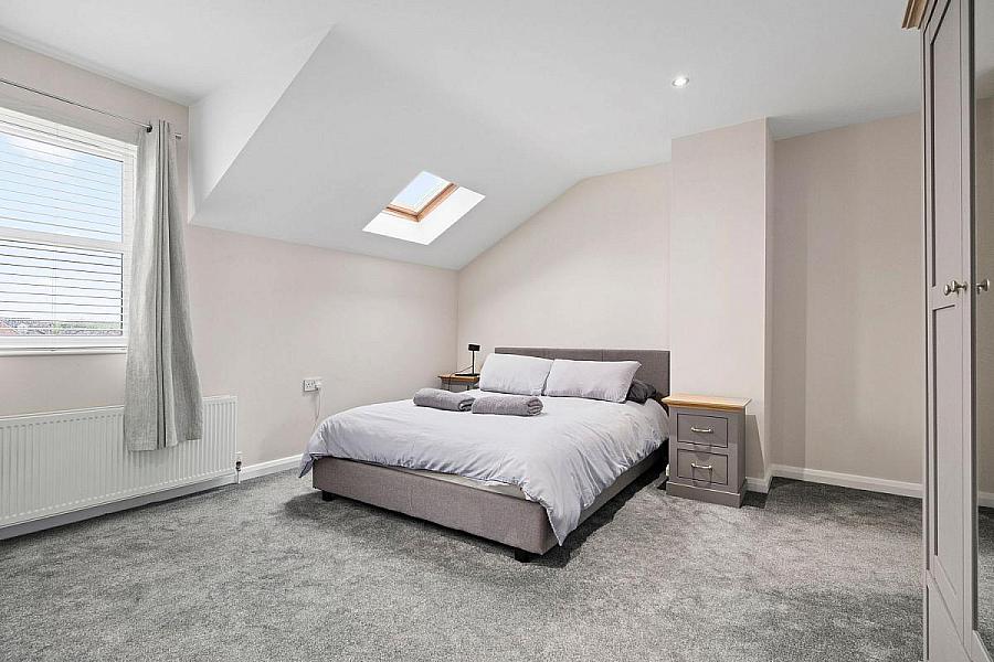 26 Hopefield Gardens