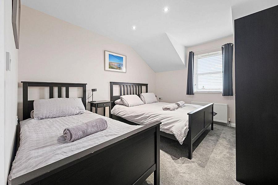 26 Hopefield Gardens