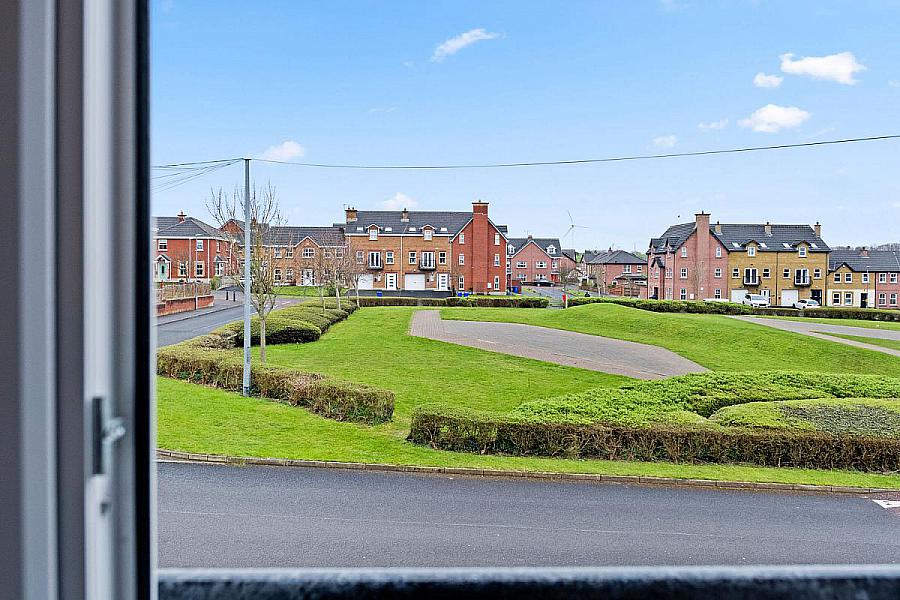 26 Hopefield Gardens