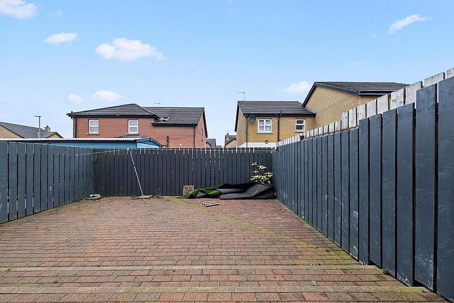 26 Hopefield Gardens