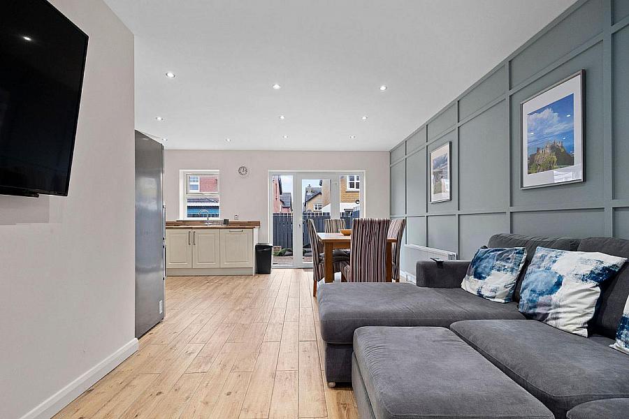 26 Hopefield Gardens