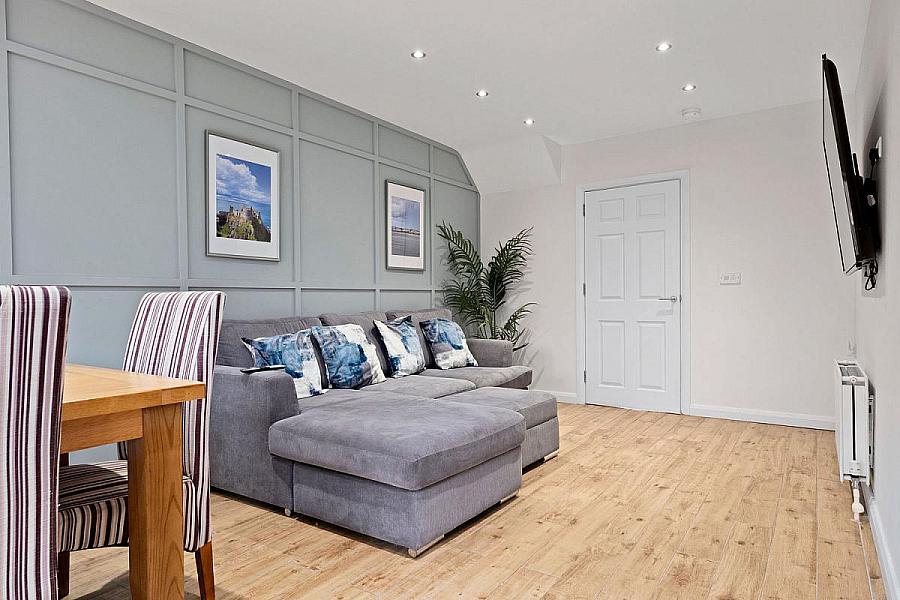 26 Hopefield Gardens