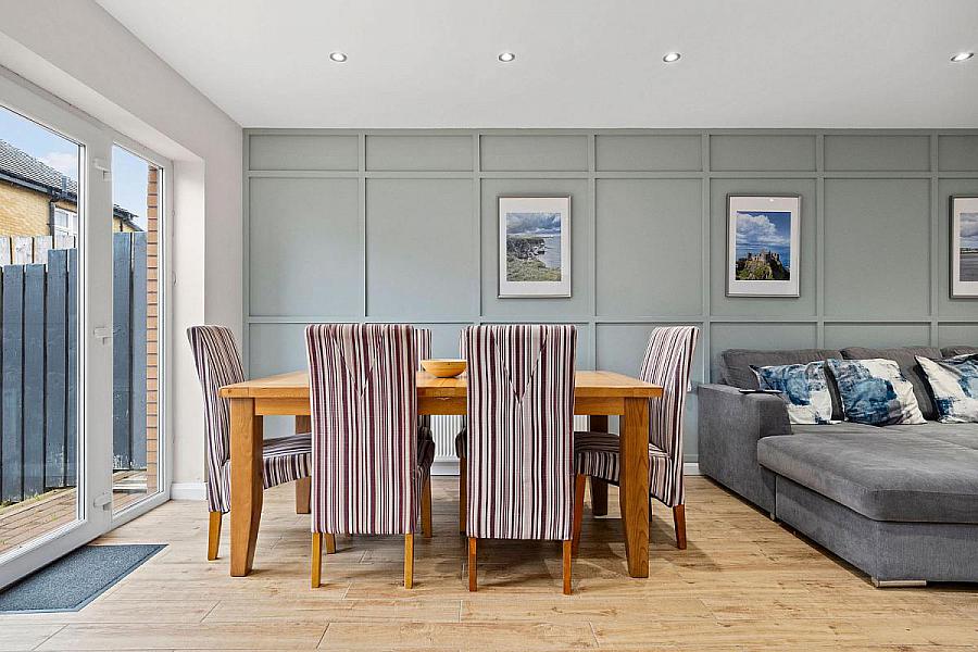 26 Hopefield Gardens