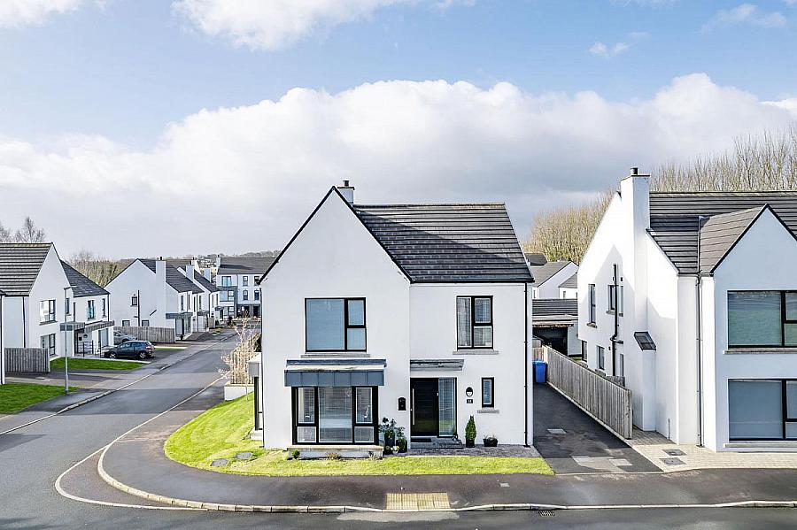 15 Cranagh View Road