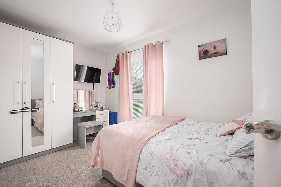 15 Cranagh View Road