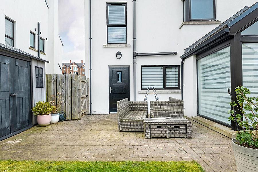 15 Cranagh View Road