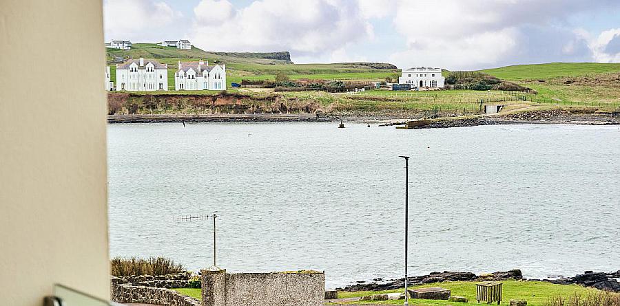 6 Dunsandel, 43 Beach Road