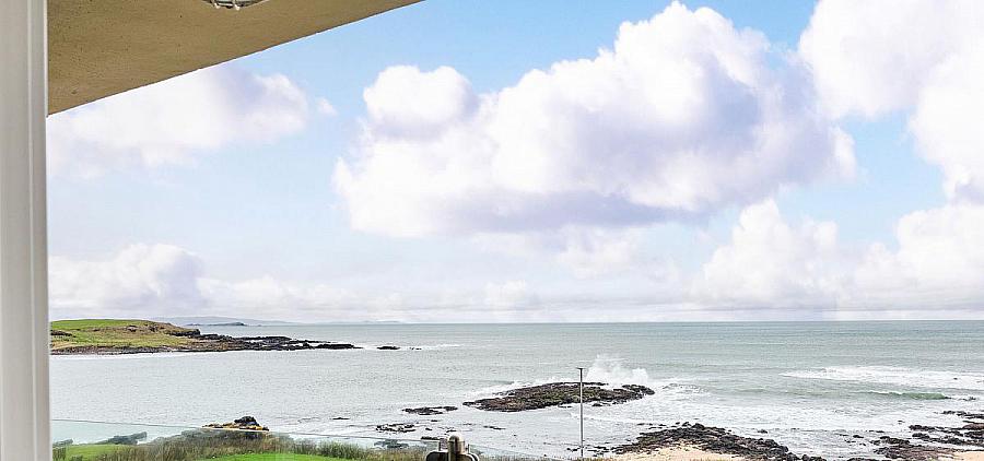 6 Dunsandel, 43 Beach Road