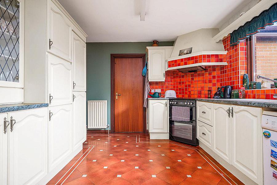 3 Adam Clarke Gardens