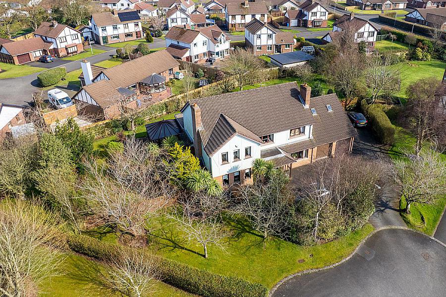 3 Adam Clarke Gardens